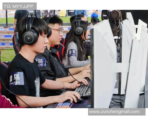 张军专访：从职业选手到电竞领袖的英雄联盟成长之路